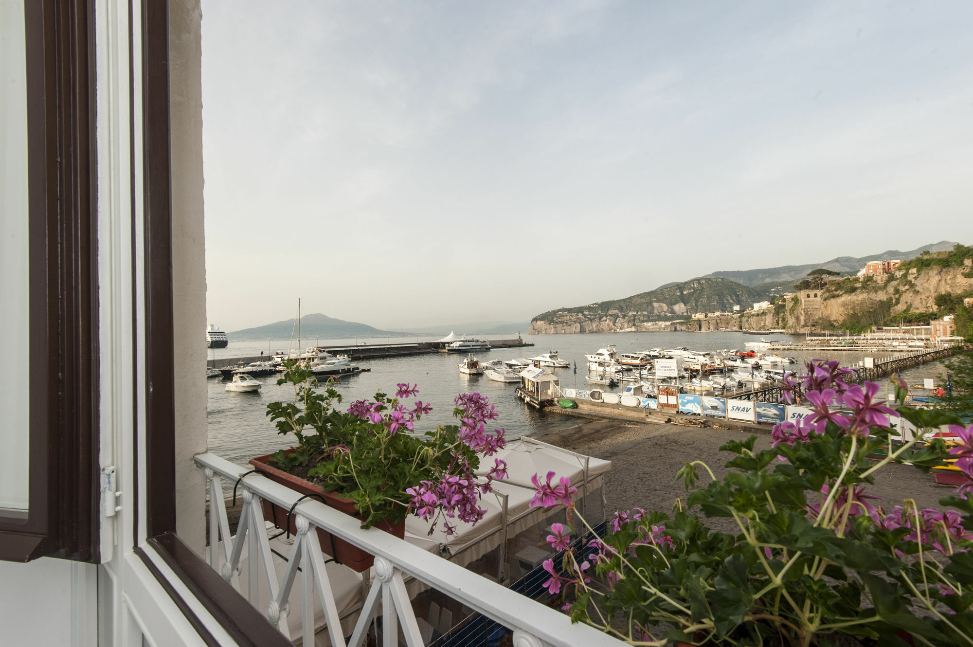 Surriento Suites Sorrento Luaran gambar